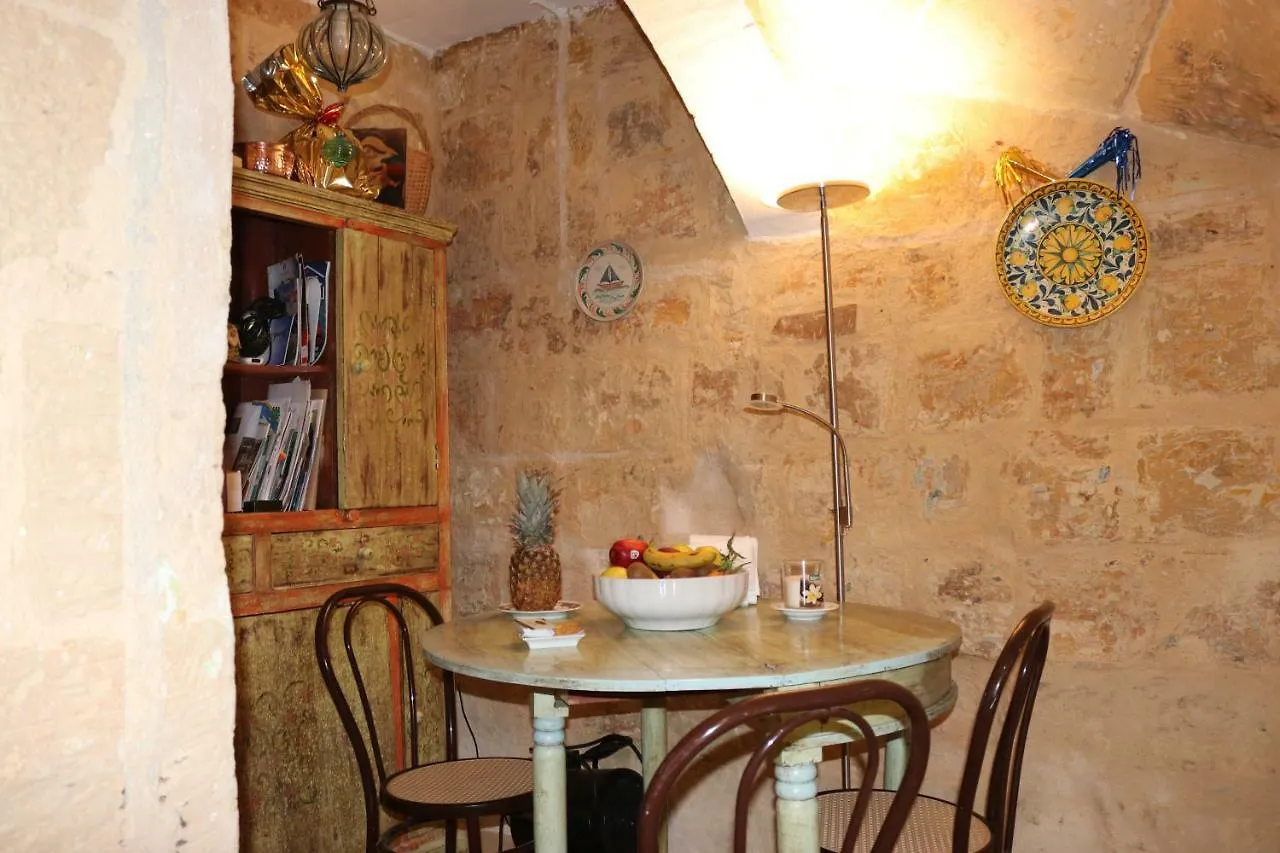 Corto Maltese B&B Gasthuis Cospicua